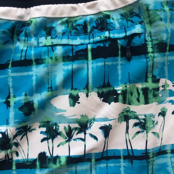 Mens Roundtree & Yorke Swim Trunks NWT - Picture 5 of 6